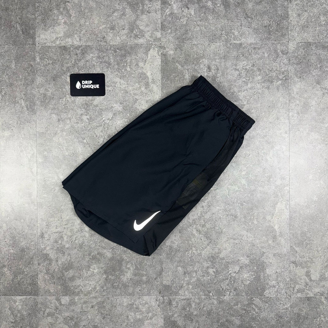 Nike Dri-Fit Challenger Shorts 7" Black