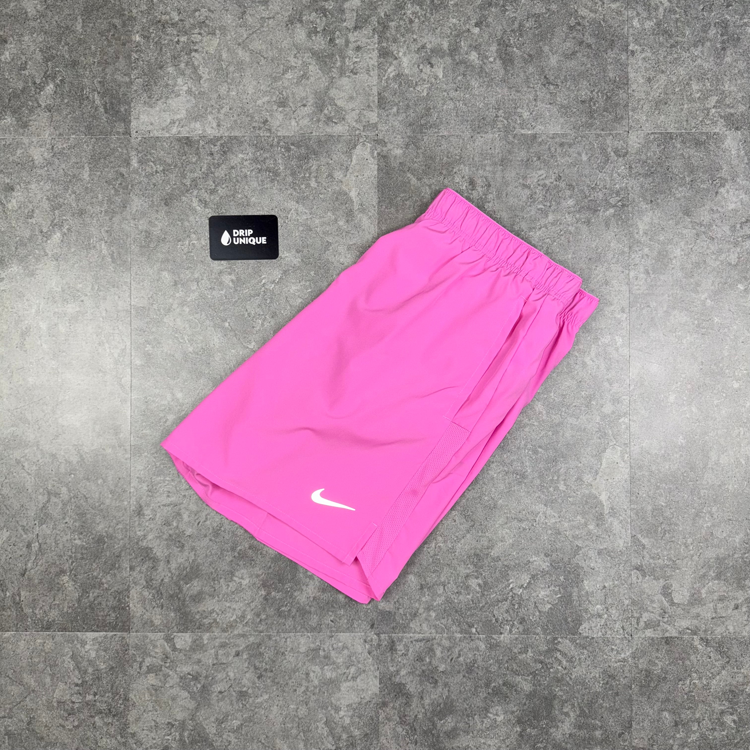 nike challenger pink