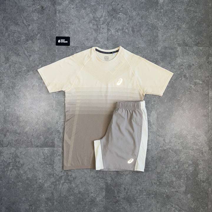 Asics Seamless Performance T-Shirt Beige & Beige Core Shorts Set, asics seamless set, dripuniqueuk