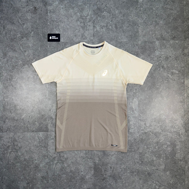 Asics Seamless Performance T-Shirt Beige, asics tshirt, dripuniqueuk