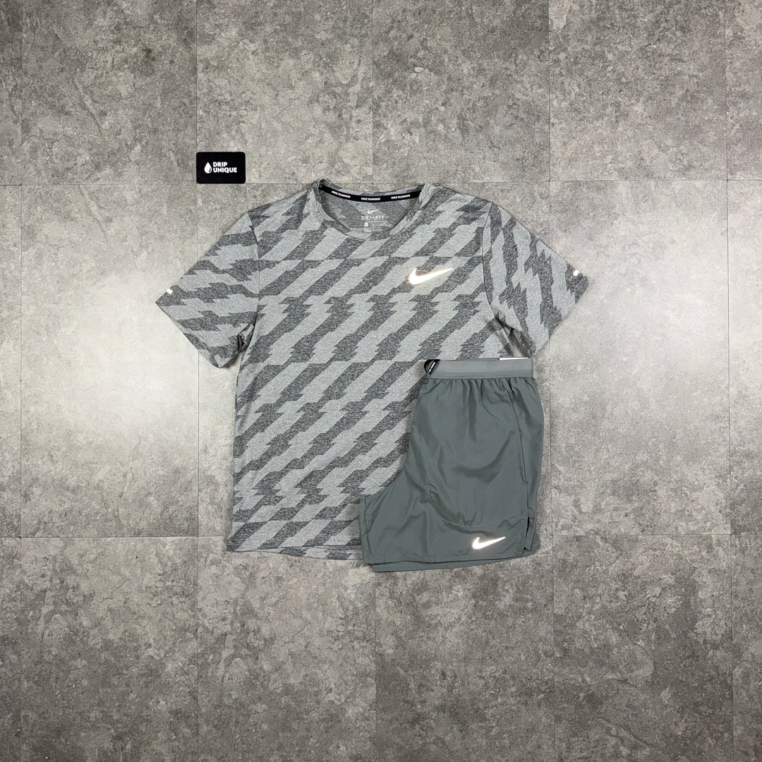 Jacquard Nike Miler T-Shirt Grey & Grey Flex Stride Shorts Set, nike miler set, dripuniqueuk