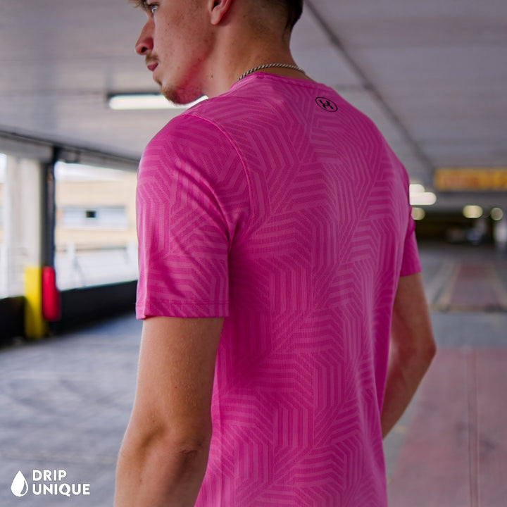 Mens Under Armour Geo Tessa Vent T-Shirt Pink, Under Armour T Shirts, dripuniqueuk
