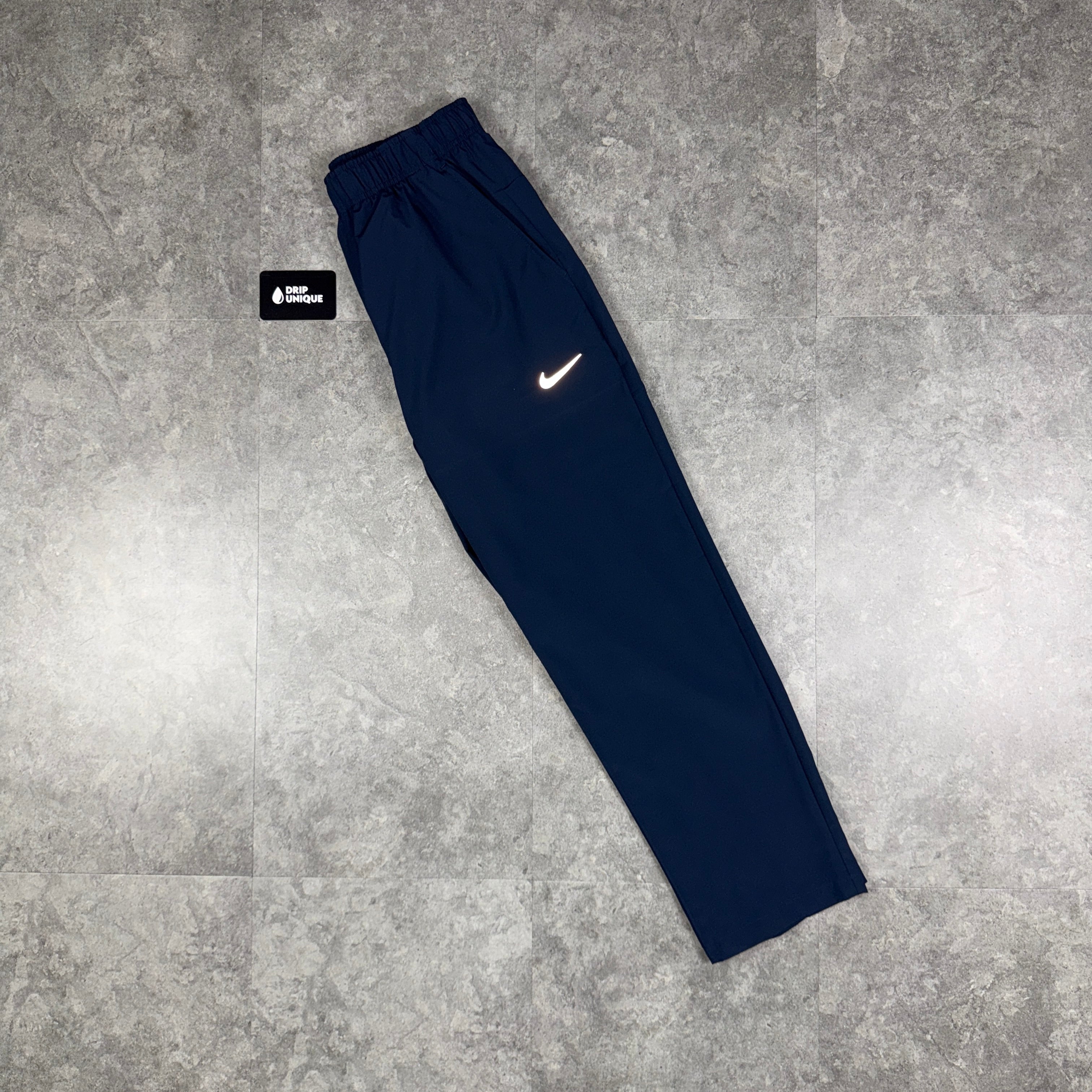 nike challenger navy