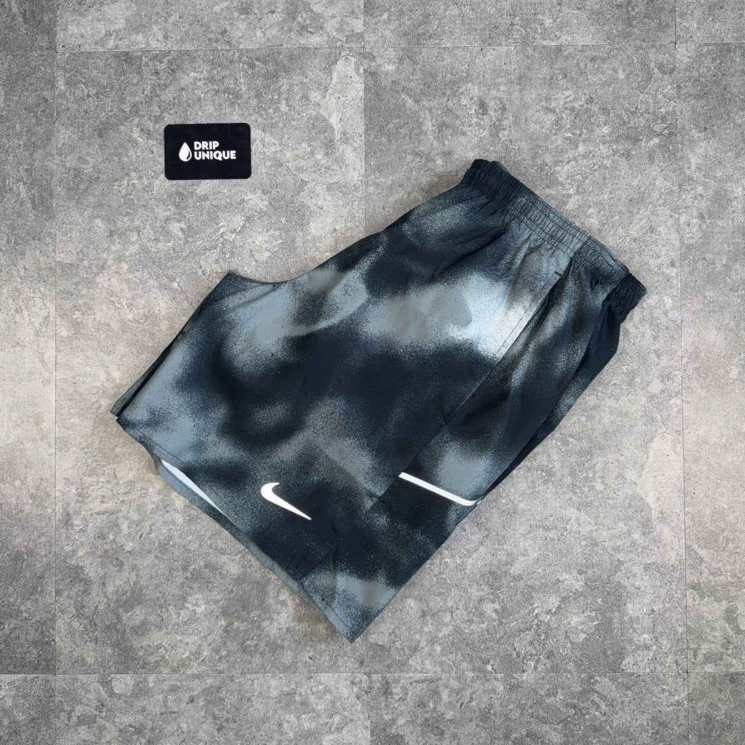 Nike Dri-Fit Challenger Shorts 7" Black Camo, nike shorts, dripuniqueuk