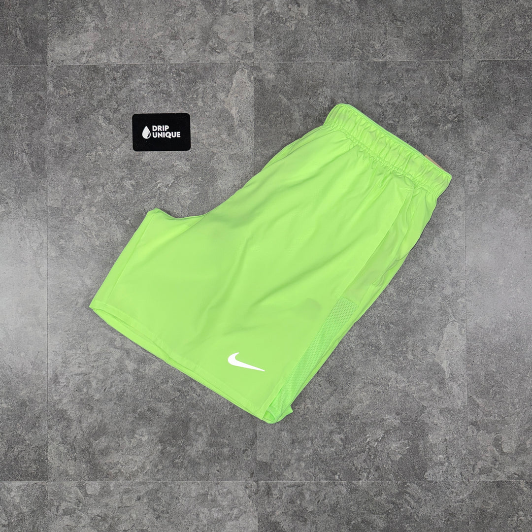 Nike Dri-Fit Challenger Shorts 7" Ghost Green, nike shorts, dripuniqueuk