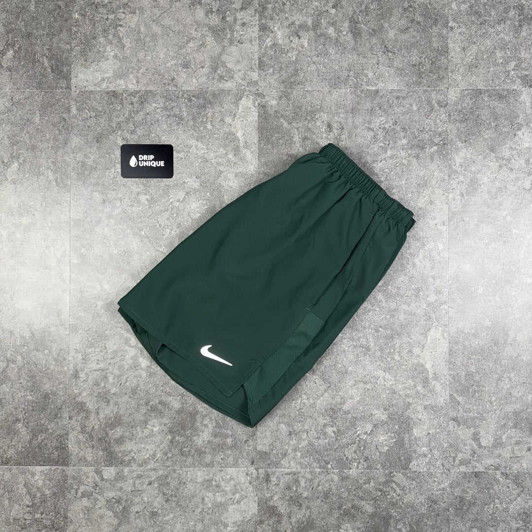 Nike Dri-Fit Challenger Shorts 7" Vintage Green, Nike Challenger Shorts, dripuniqueuk