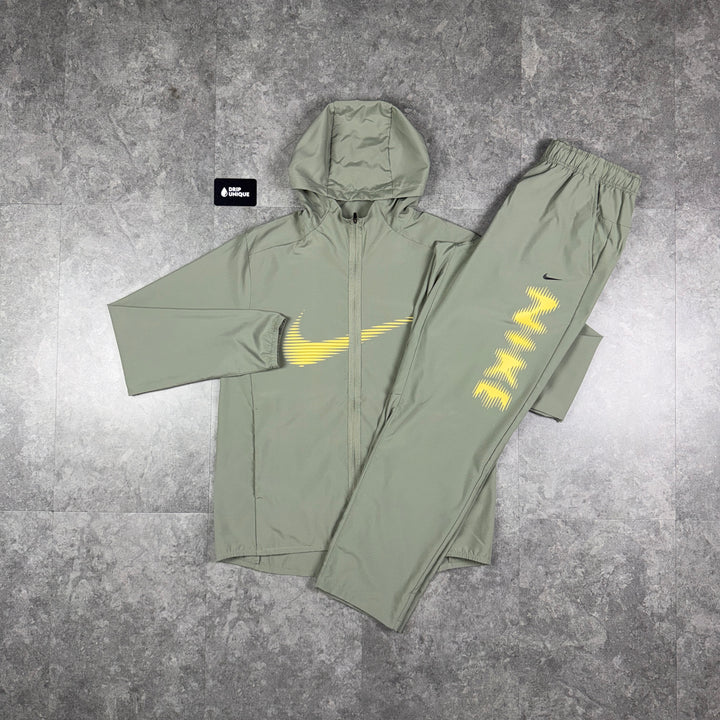 Nike Dri-Fit Form HD Swoosh Windrunner Jacket Khaki & Khaki Nike HD Challenger Pants Set, nike set, dripuniqueuk