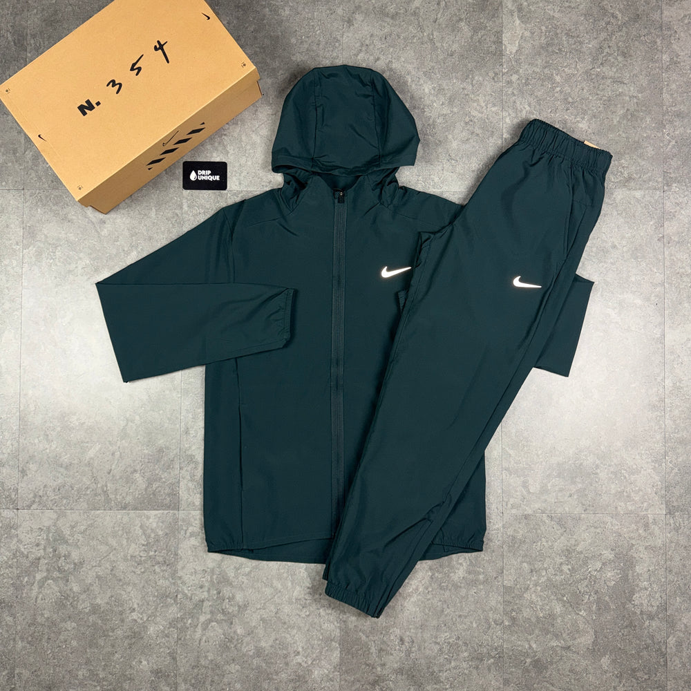 Nike Dri-Fit Form Windrunner Jacket Forest Green & Forest Green Nike Challenger Pants Set, nike windrunner set, dripuniqueuk