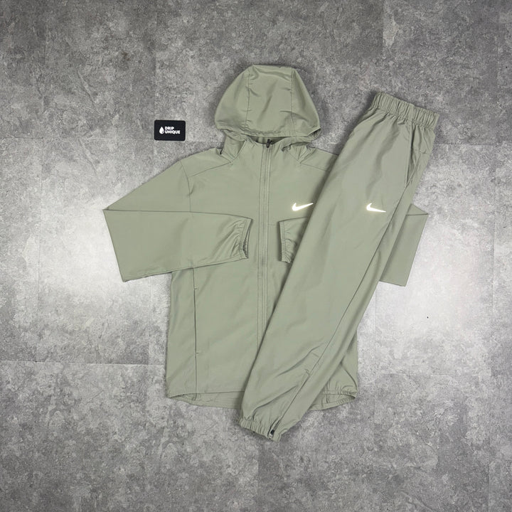 Nike Dri-Fit Form Windrunner Jacket Khaki & Khaki Nike Challenger Pants Set, Nike Windrunner Set, dripuniqueuk