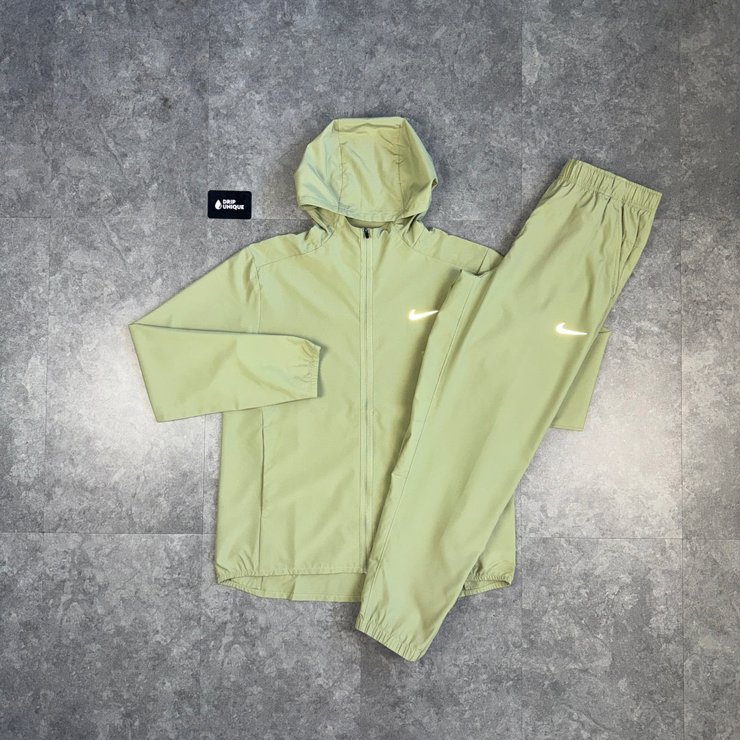 Nike Dri-Fit Form Windrunner Jacket Olive & Olive Nike Challenger Pants Set, nike form set, dripuniqueuk