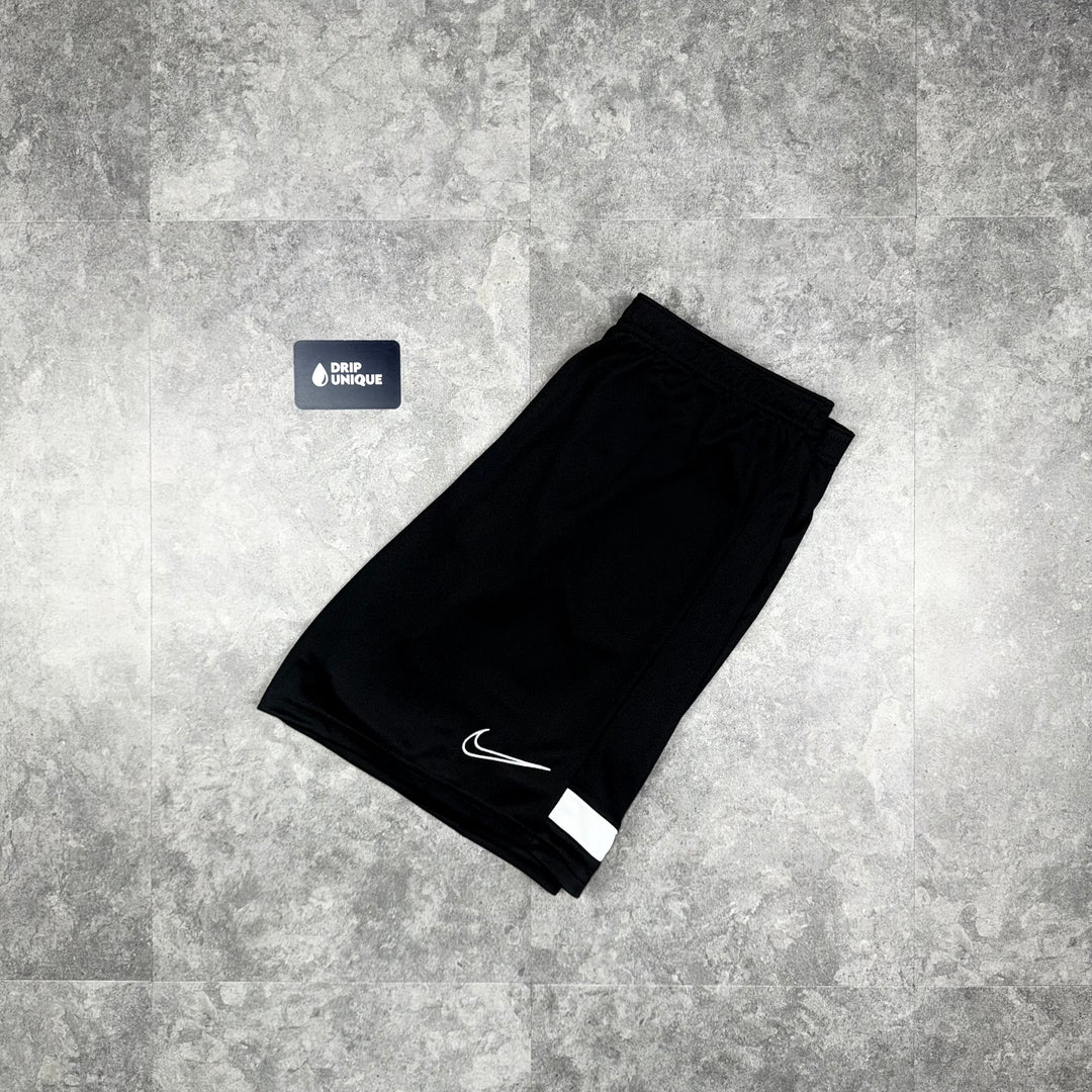 Nike Dri-Fit Strike Shorts 7" Black, Nike Dri Fit Shorts, dripuniqueuk