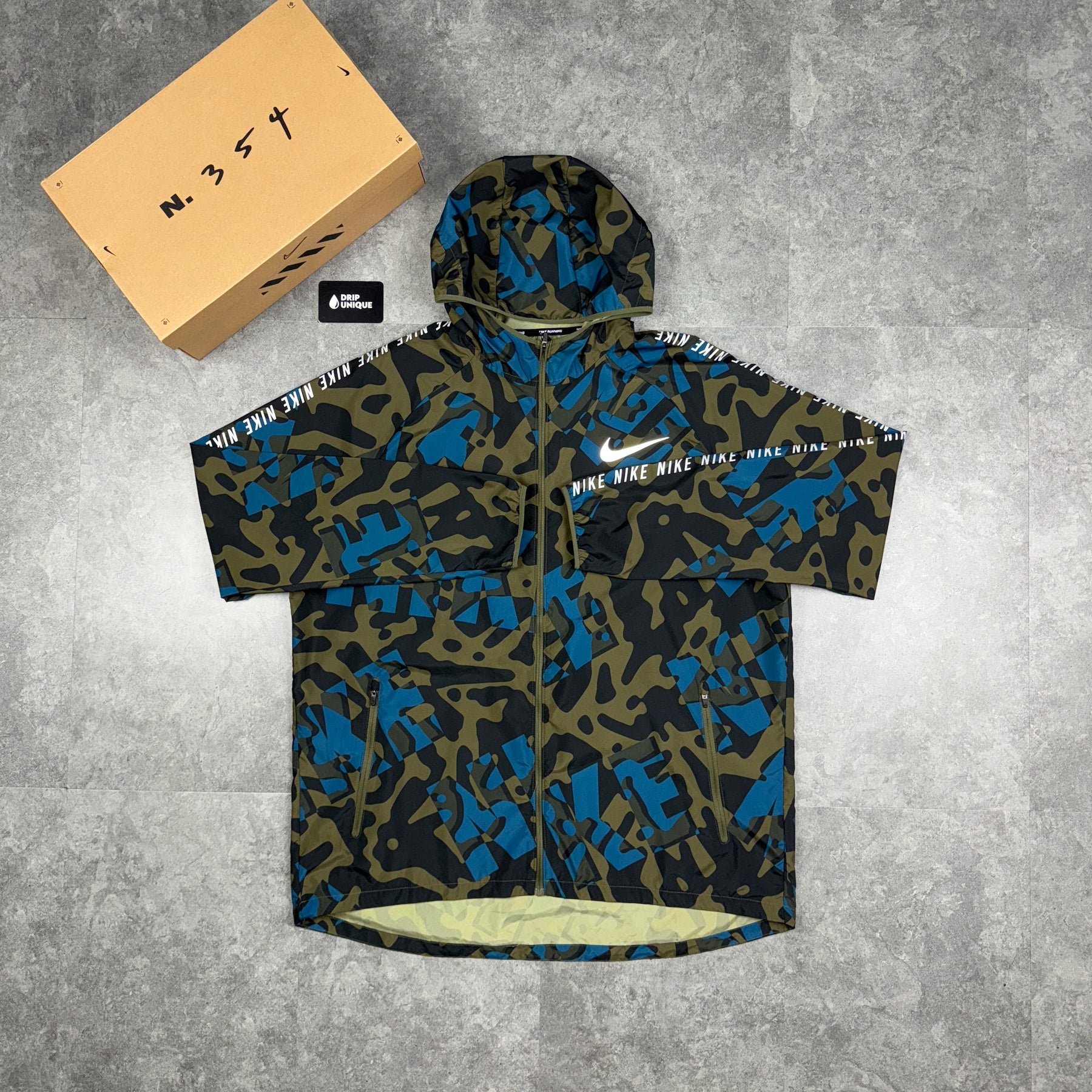 Nike Essential Camo Dubai Windrunner Jacket Green – dripuniqueuk