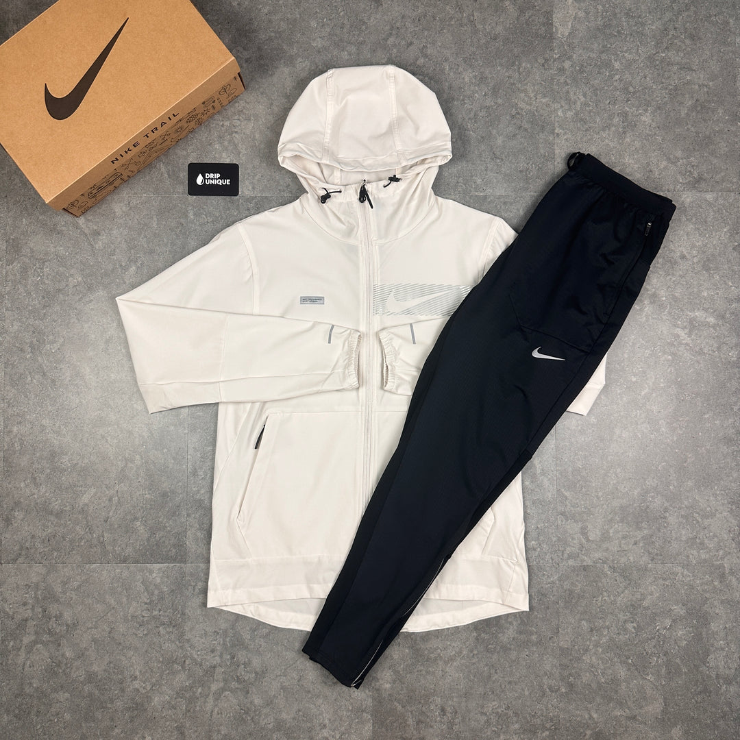 Nike Flash Unlimited Repel Windrunner Jacket White & Black Nike Phenom Pants Set, Nike Sets, dripuniqueuk