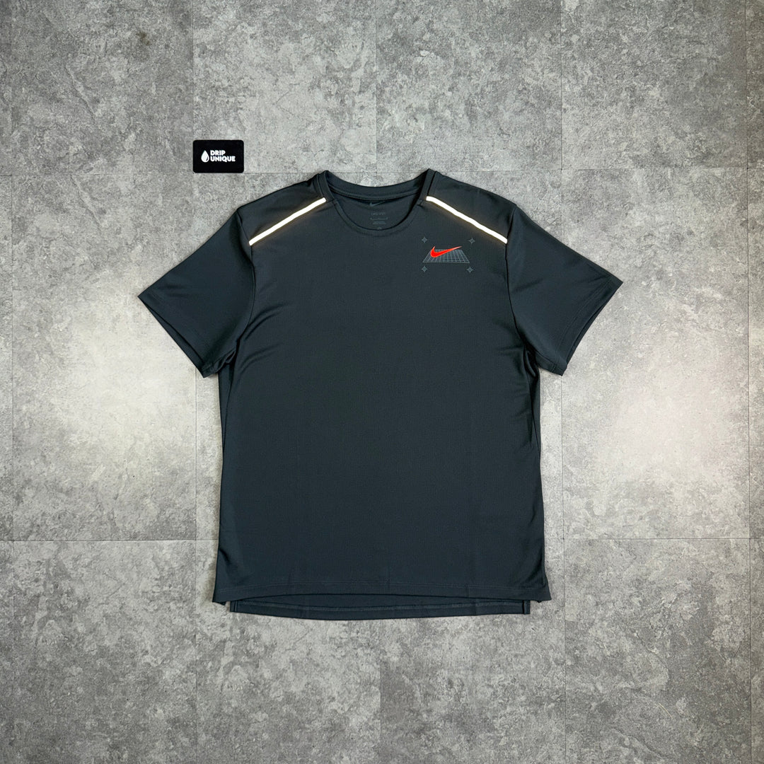 Nike Graphic Miler T-Shirt Black, nike tshirt, dripuniqueuk