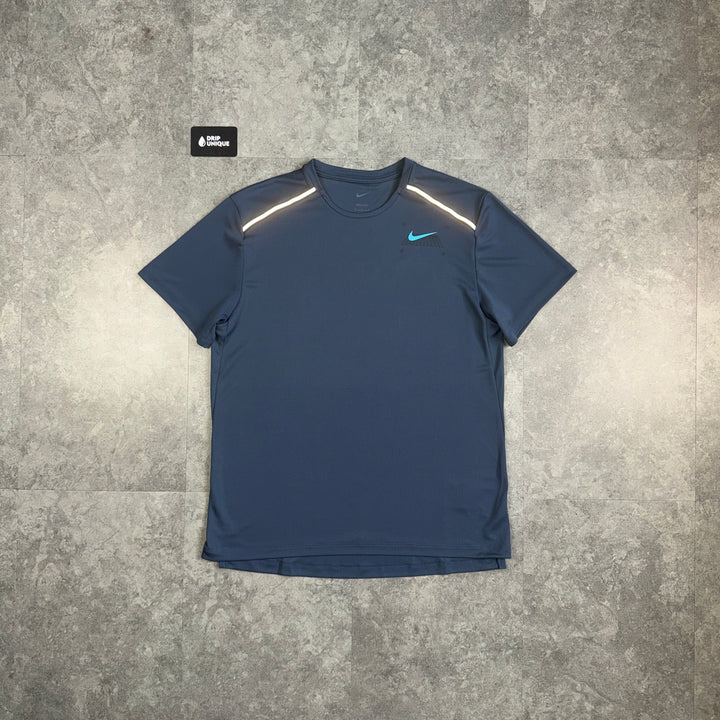 Nike Graphic Miler T-Shirt Thunder Blue, nike miler tshirt, dripuniqueuk