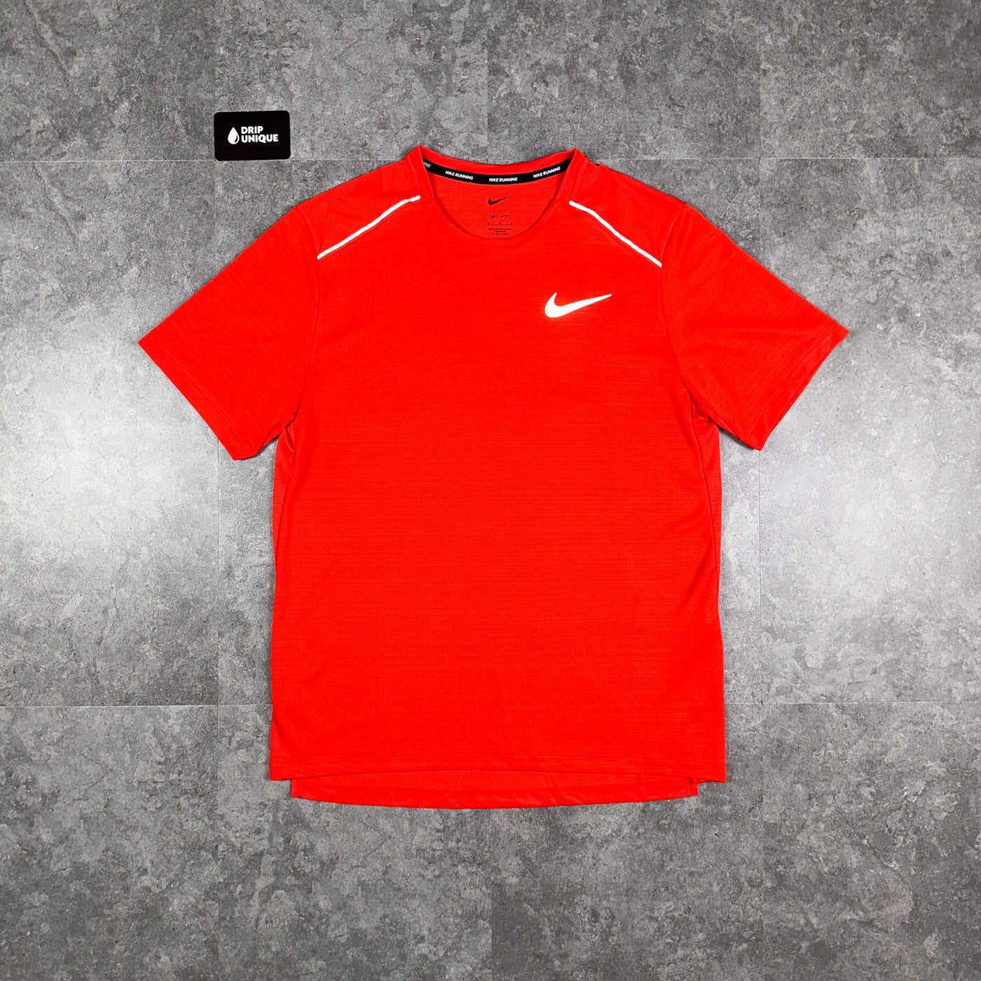 Red nike t shirt online
