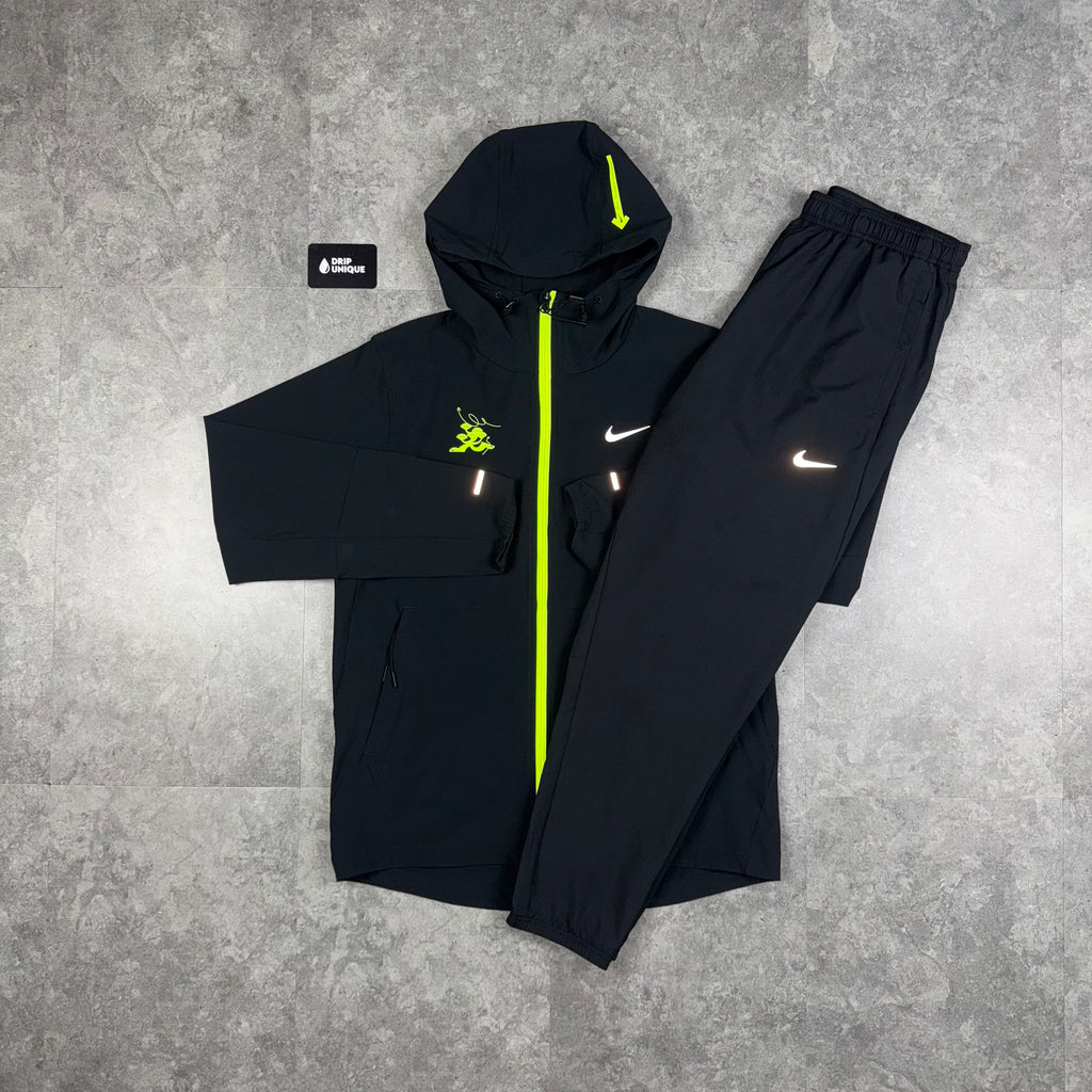Nike Repel “Just Do It” Windrunner Jacket Black & Black Nike
