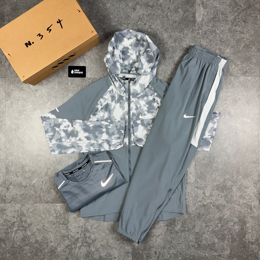 Nike Repel Miler Windrunner Jacket Grey Camo & Grey Nike Challenger Pants Set, Nike Sets, dripuniqueuk
