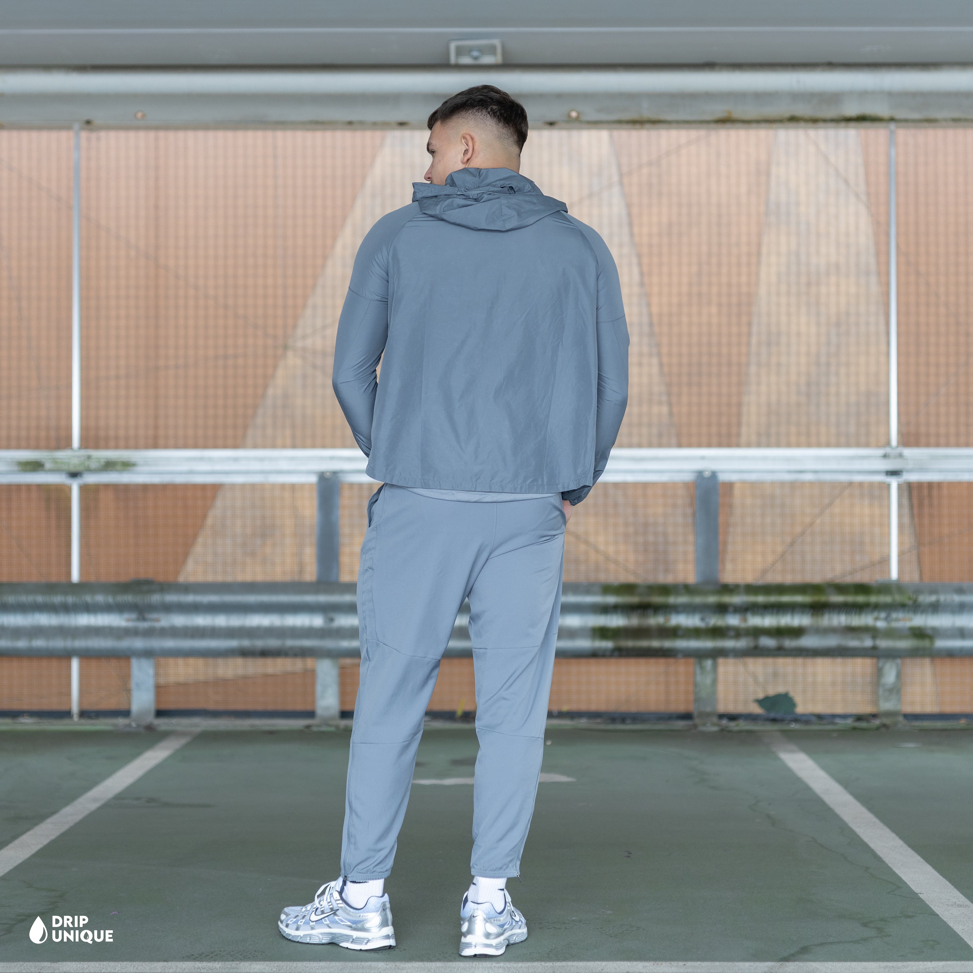 Nike Repel Miler Windrunner Jacket Grey & Grey Nike Challenger