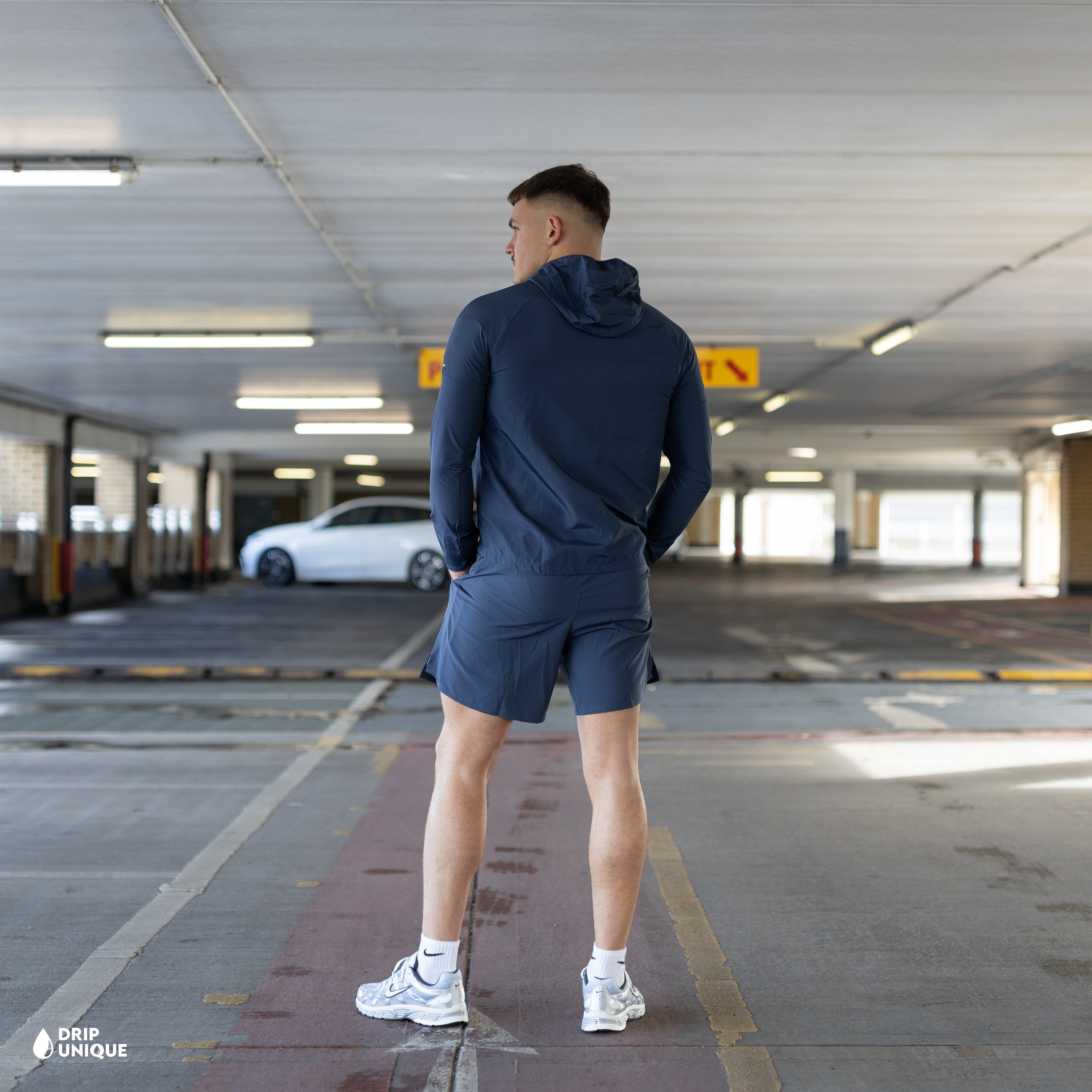 shorts and hoodie set nike