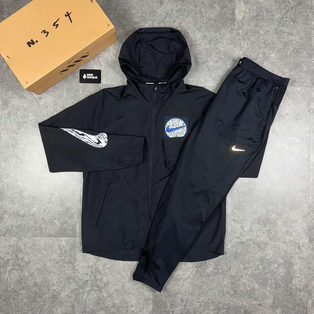 Nike Running Division Wildrun Windrunner Jacket Black & Black Nike Phenom Pants Set, Nike Sets for men, dripuniqueuk