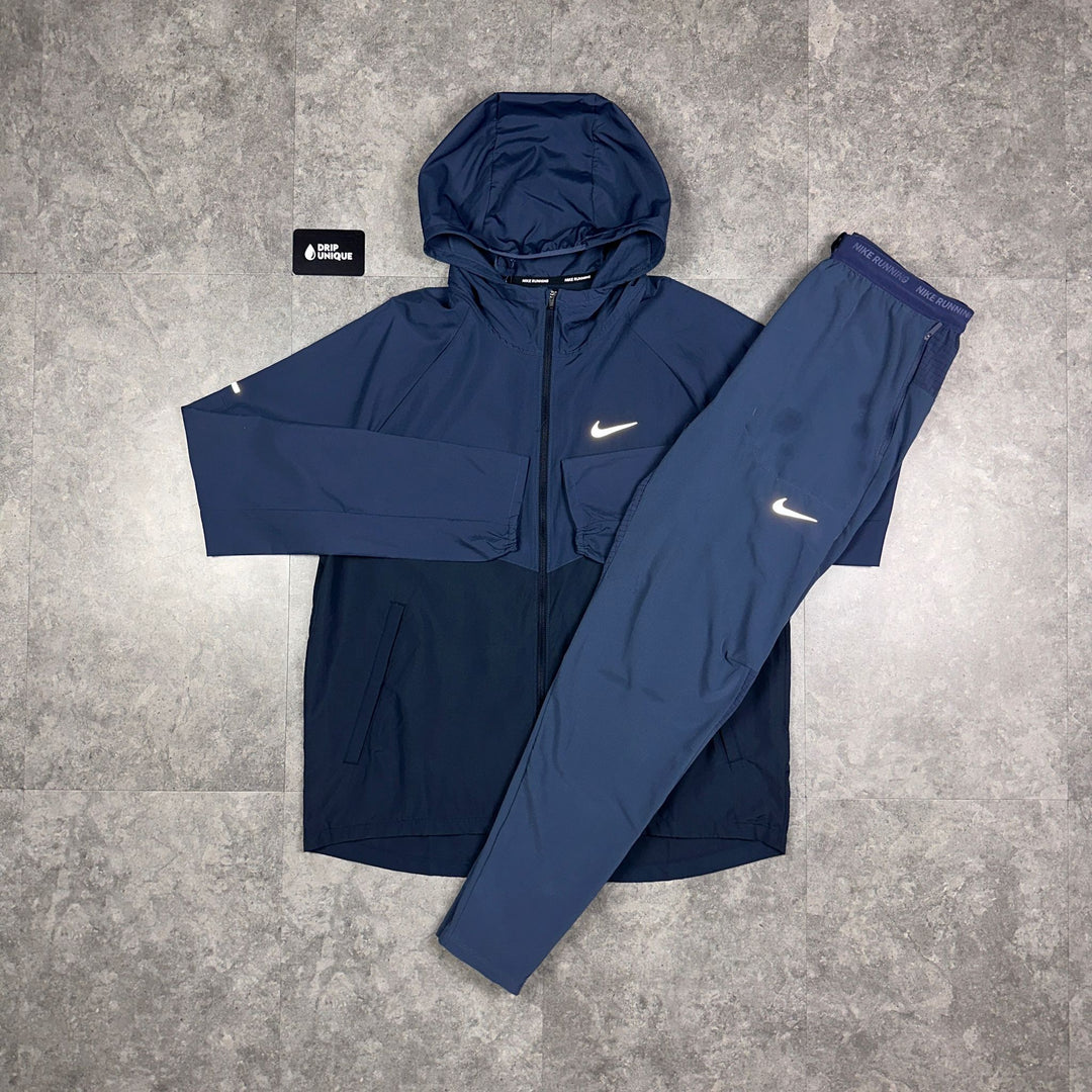 Nike windbreaker dark blue hotsell