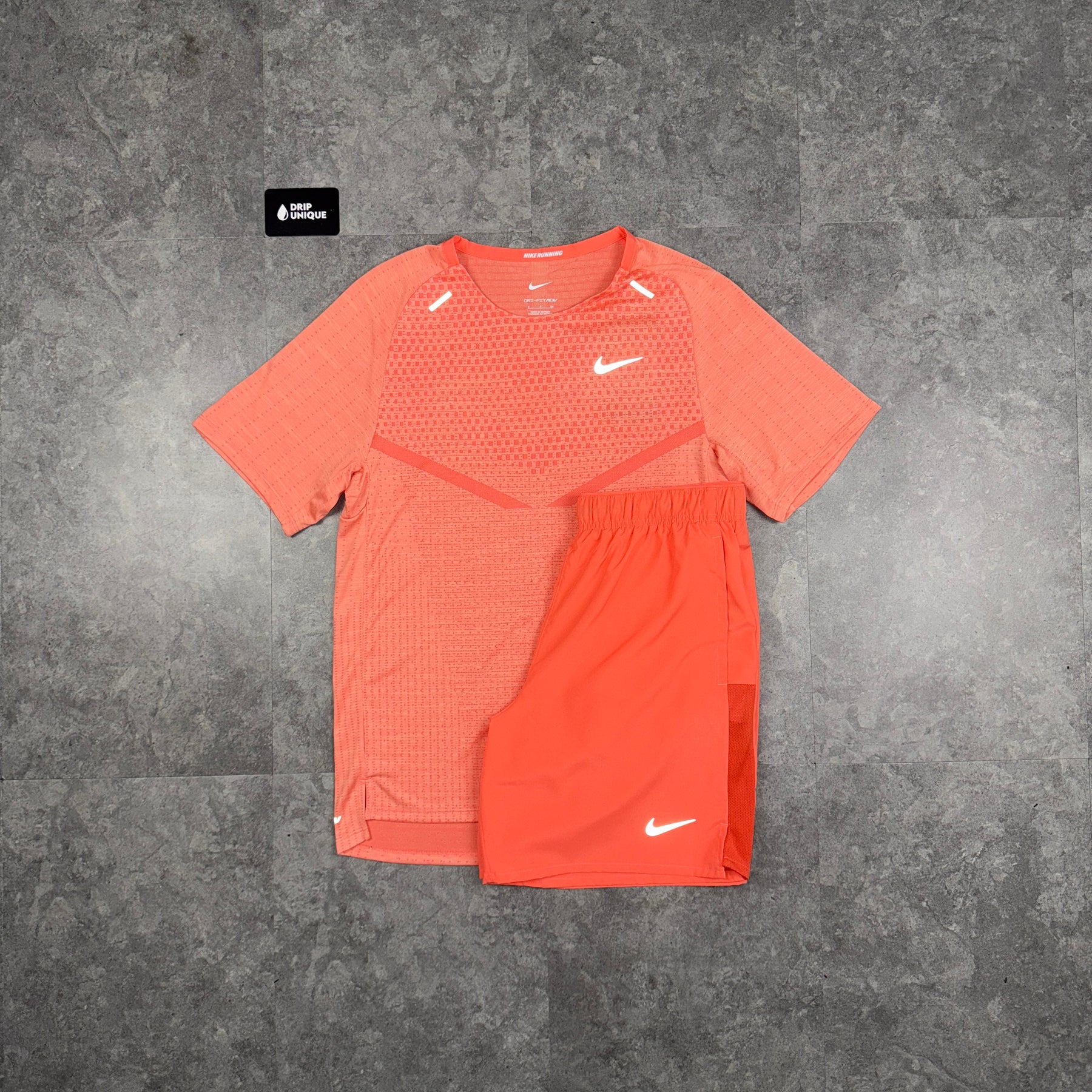 Nike_TechKnit_T-