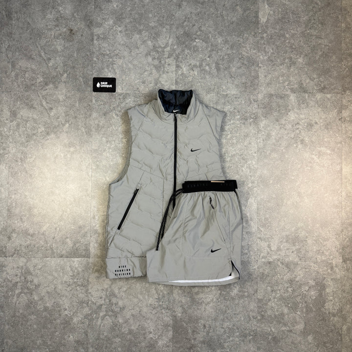 Nike Therma-Fit ADV Gilet Reflective & Reflective Running Division Shorts Set, nike set, dripuniqueuk