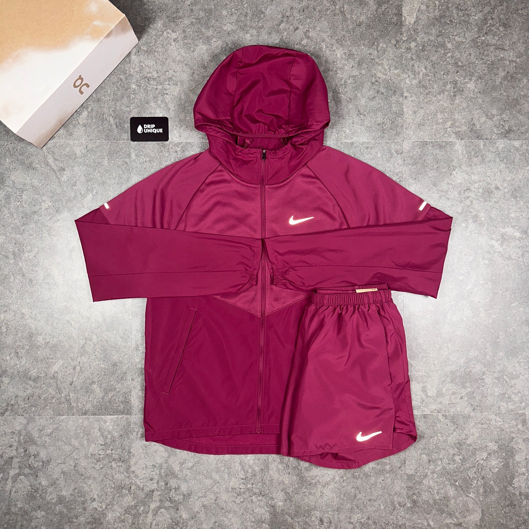 Maroon nike jacket mens store