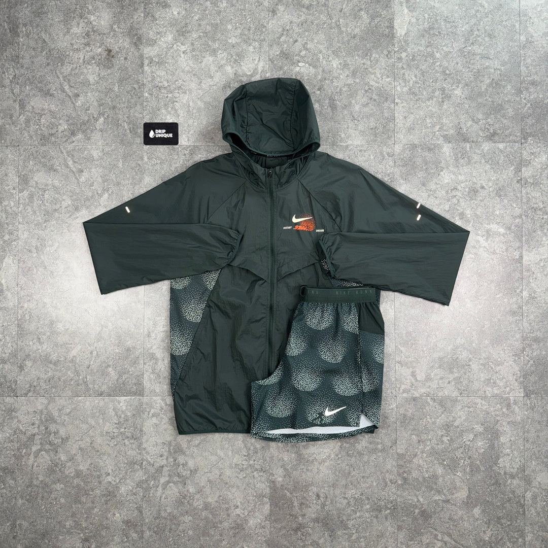 Nike UV Ekiden Windrunner Jacket Black & Black Ekiden Flex Stride Shorts Set, nike set, dripuniqueuk