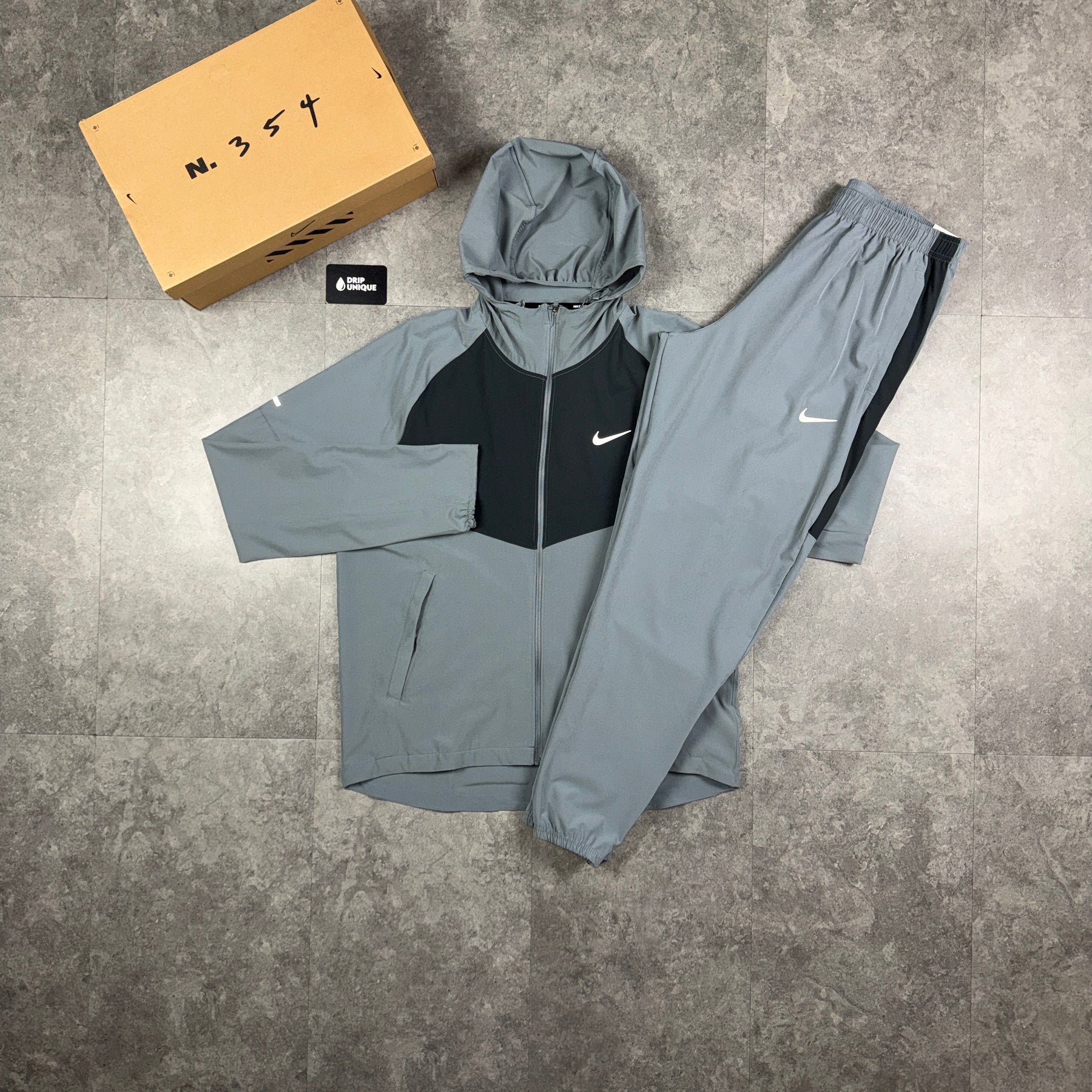 Nike Woven Repel Miler Windrunner Jacket Grey & Grey Nike