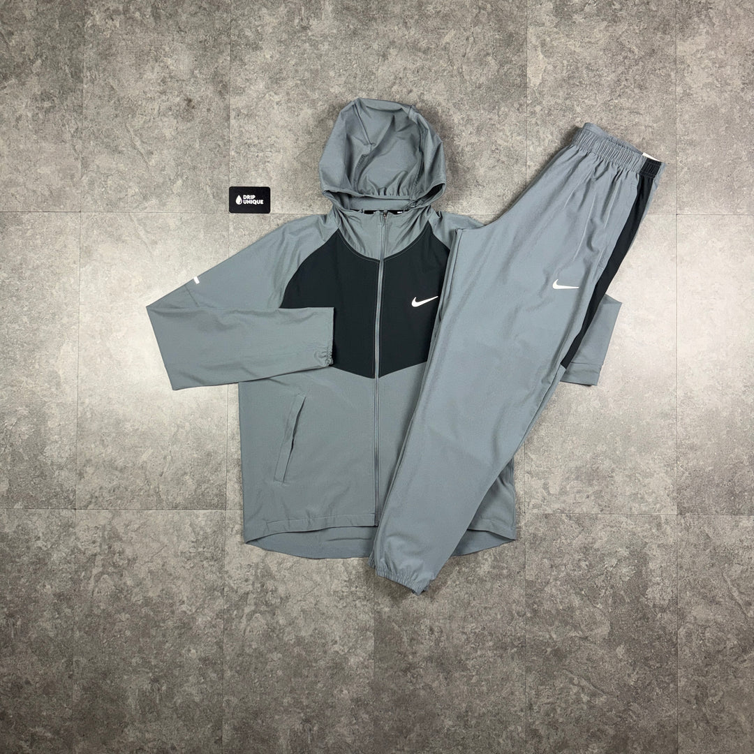 Nike Woven Repel Miler Windrunner Jacket Grey & Grey Nike Challenger Pants Set, nike woven miler repel set, dripuniqueuk